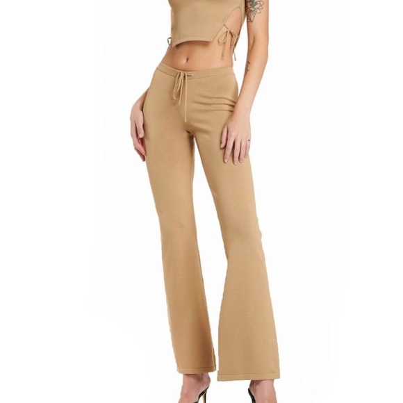 I.AM.GIA - Picture 2 of 7